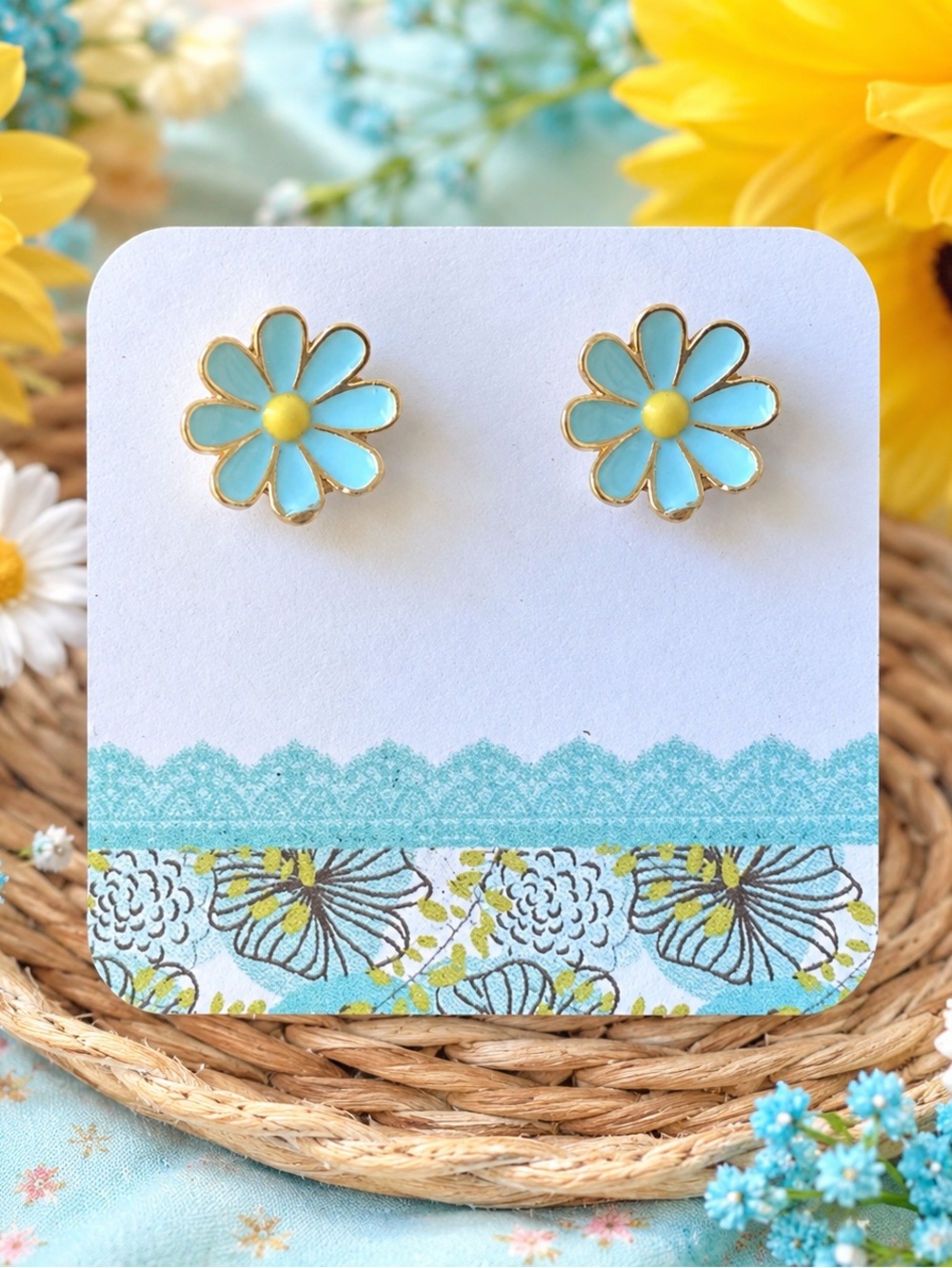 Handmade Light Blue Daisy Flower Stud Earrings Gold Tone New
